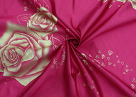 100% полиэстер снует связанную напечатанную ткань тюфяка порошка золота большую розовую